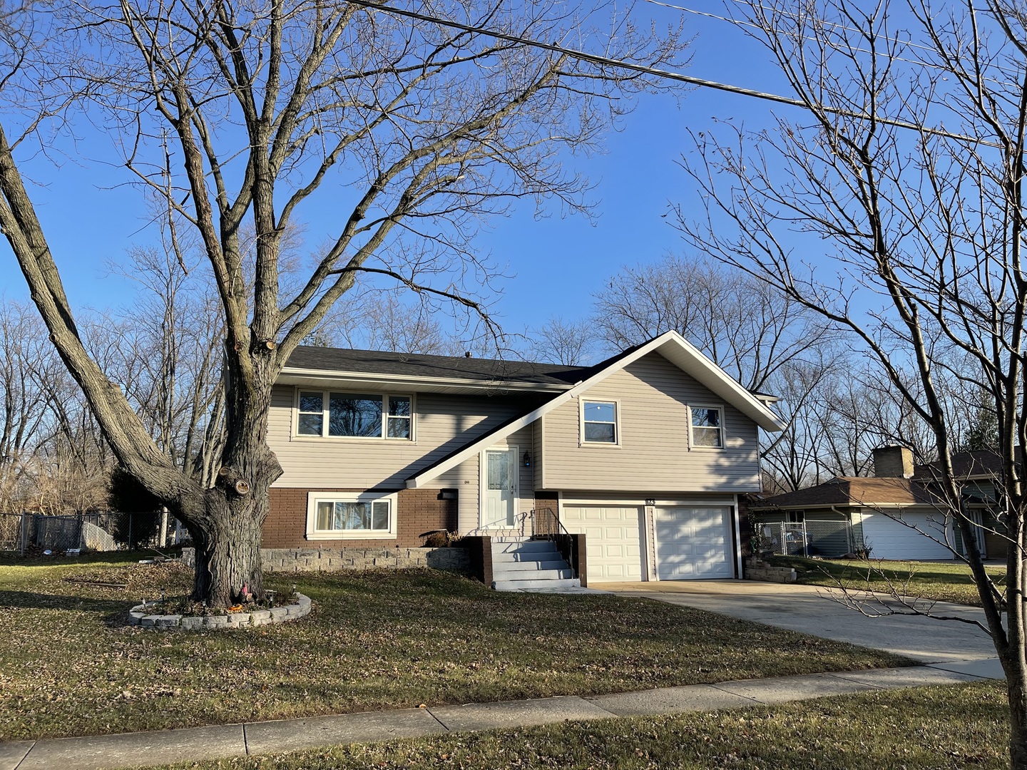 823 Springinsguth Road Schaumburg, IL 60193 - Photo 1 of 16 Gallery Image 1