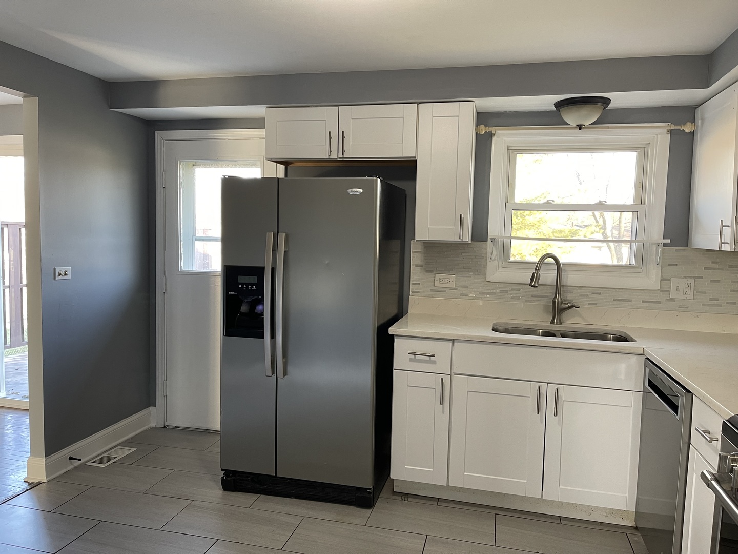 823 Springinsguth Road Schaumburg, IL 60193 - Photo 6 of 16 Gallery Image 6