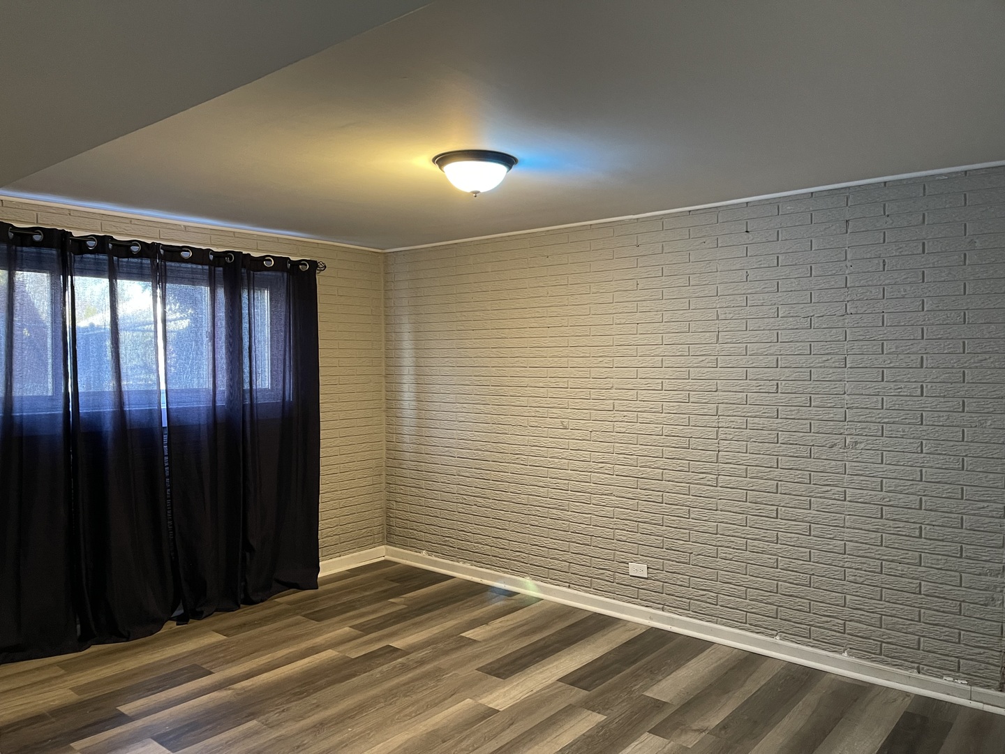 823 Springinsguth Road Schaumburg, IL 60193 - Photo 9 of 16 Gallery Image 9