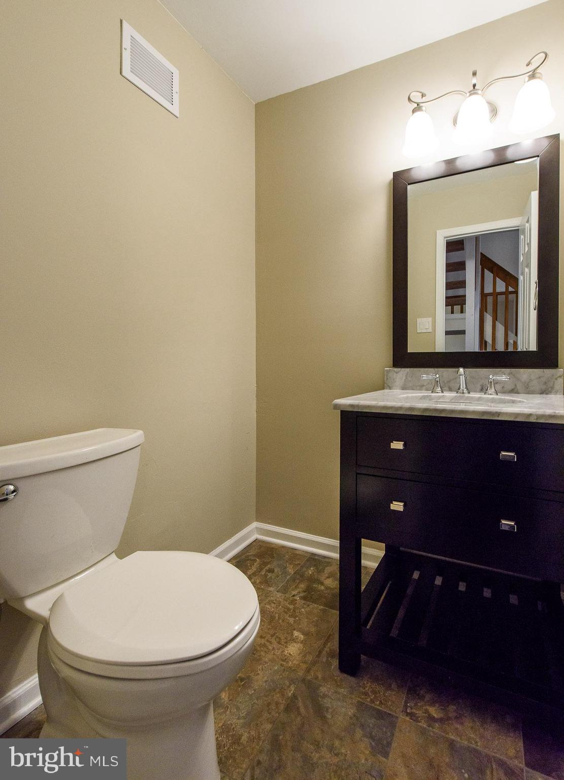 1379 Bartlett Road Wayne, PA 19087 - Photo 14 of 25 Gallery Image 14