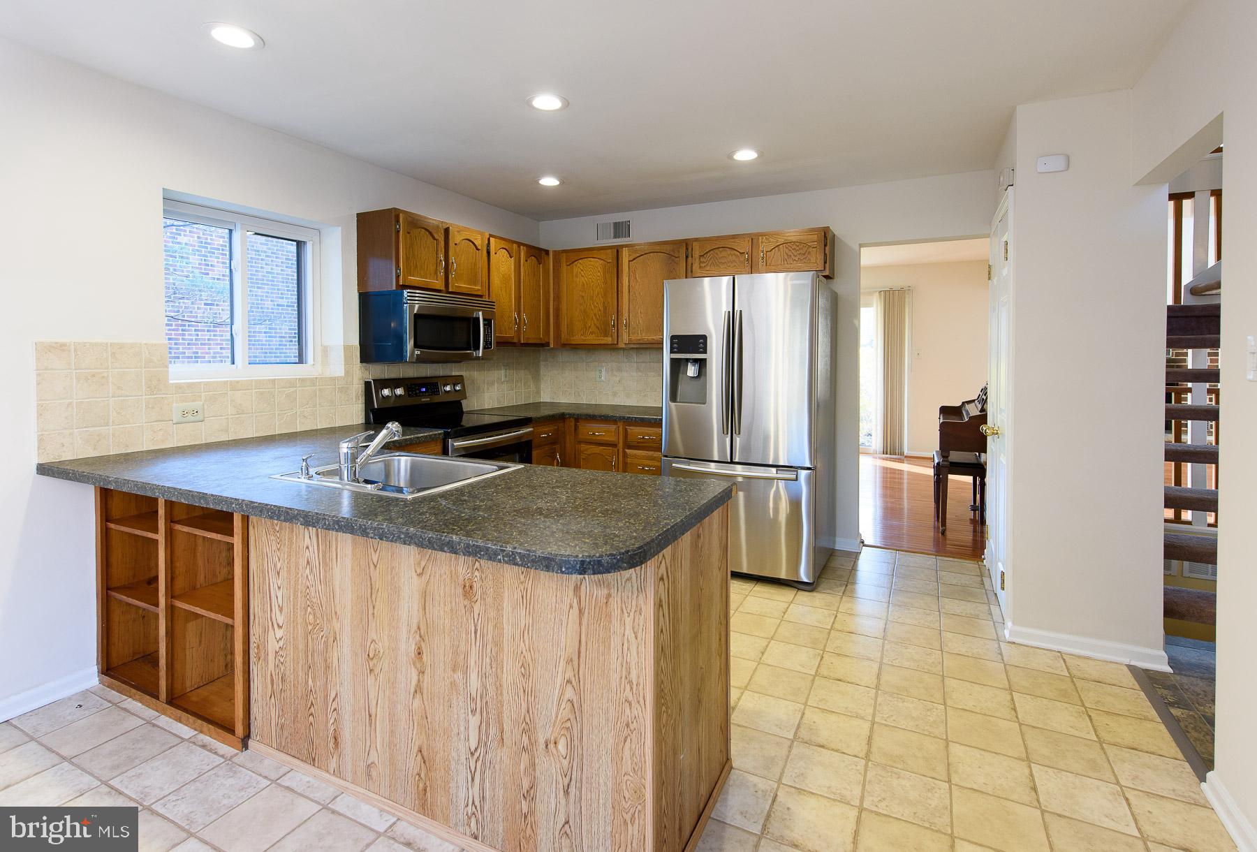 1379 Bartlett Road Wayne, PA 19087 - Photo 8 of 25 Gallery Image 8
