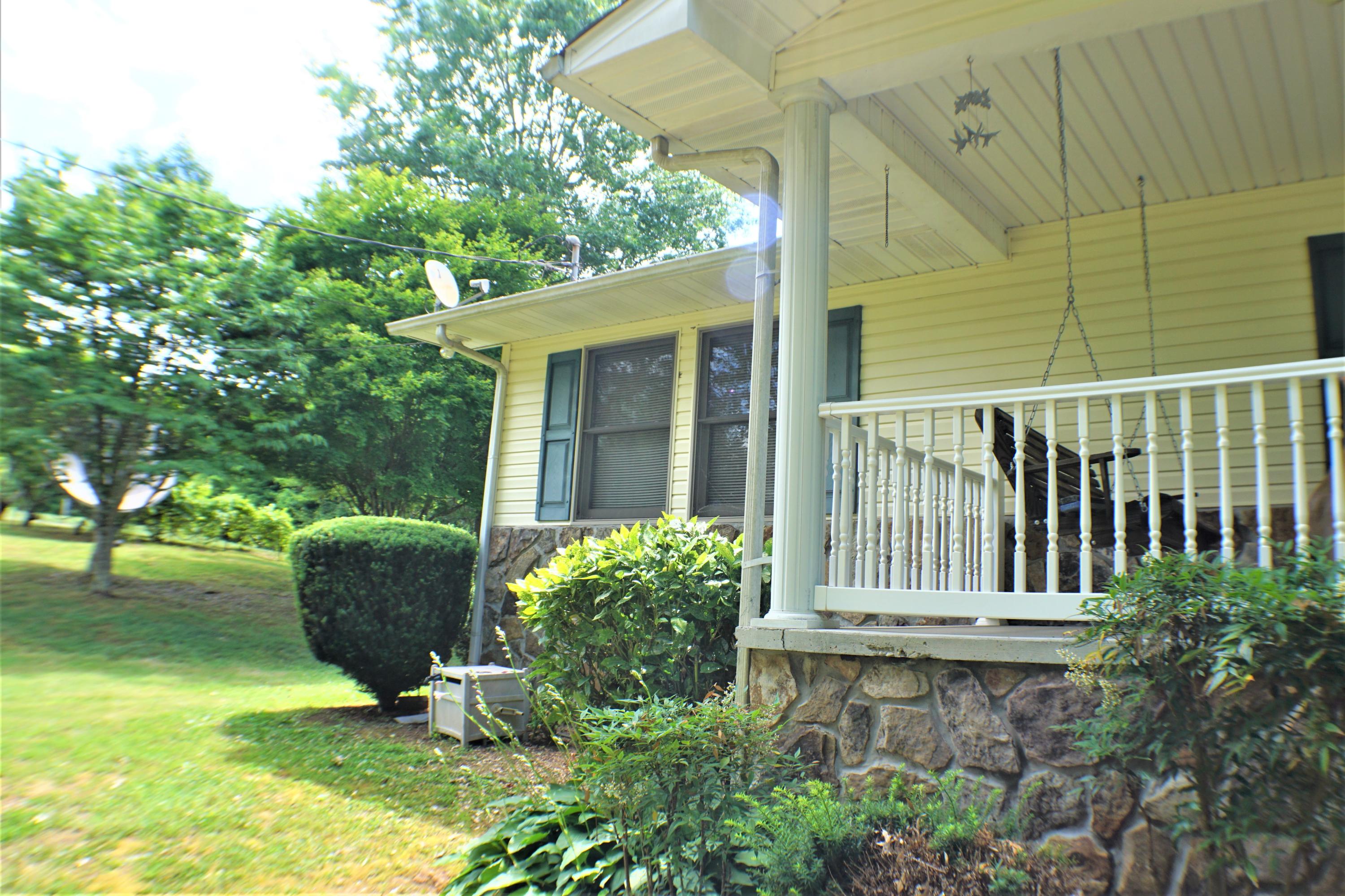 5221 Hickory Valley Road Heiskell, TN 37754 - Photo 8 of 28 DSC00754