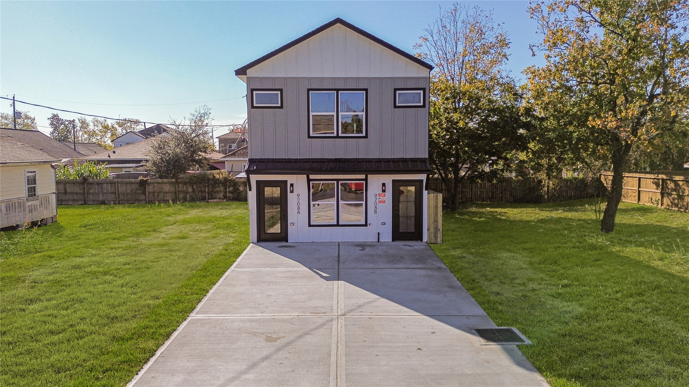 9708 Stedman Street, Unit A Houston, TX 77029 - Photo 3 of 18