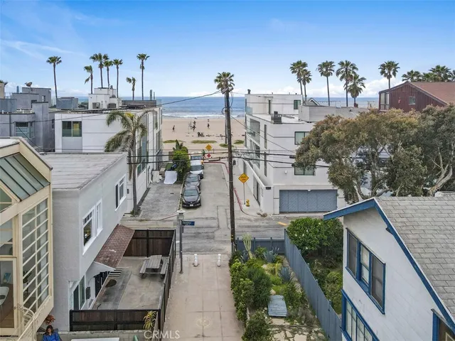 $1,699,000 | 12 1/2 25th Place, Unit 1 5, Venice, CA 90291