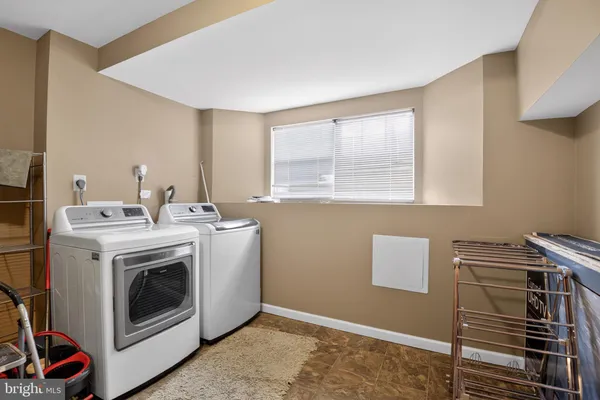 $330,000 | 226 Finch Way, Newark, DE 19702