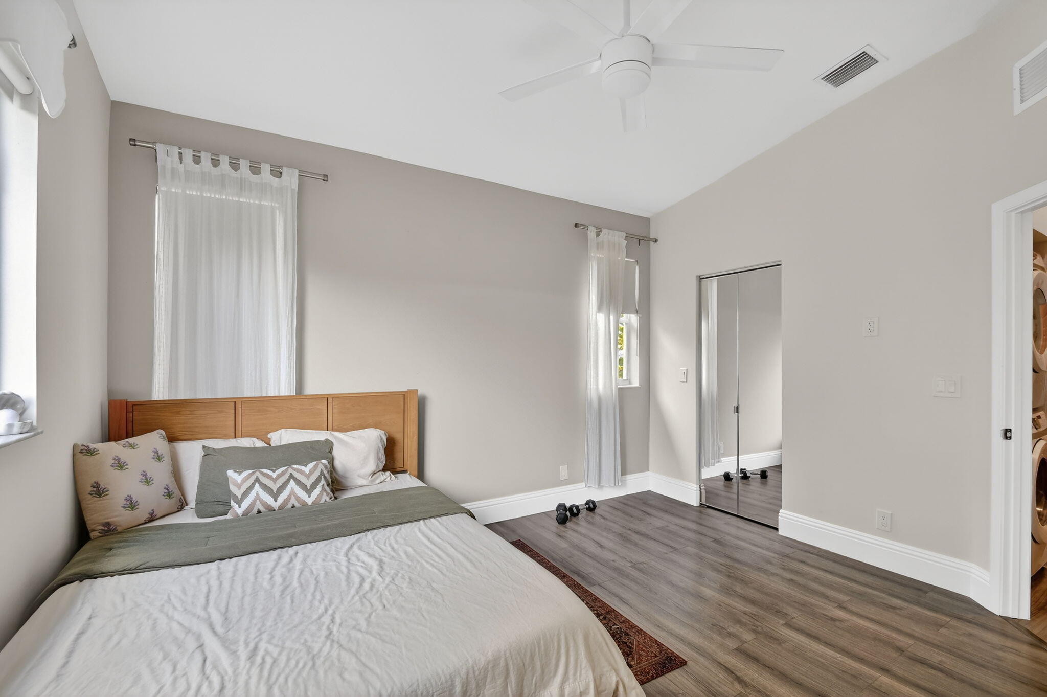 1814 Sonrisa Street Riviera Beach, FL 33404 - Photo 20 of 43 31-web-or-mls-DSC_4210