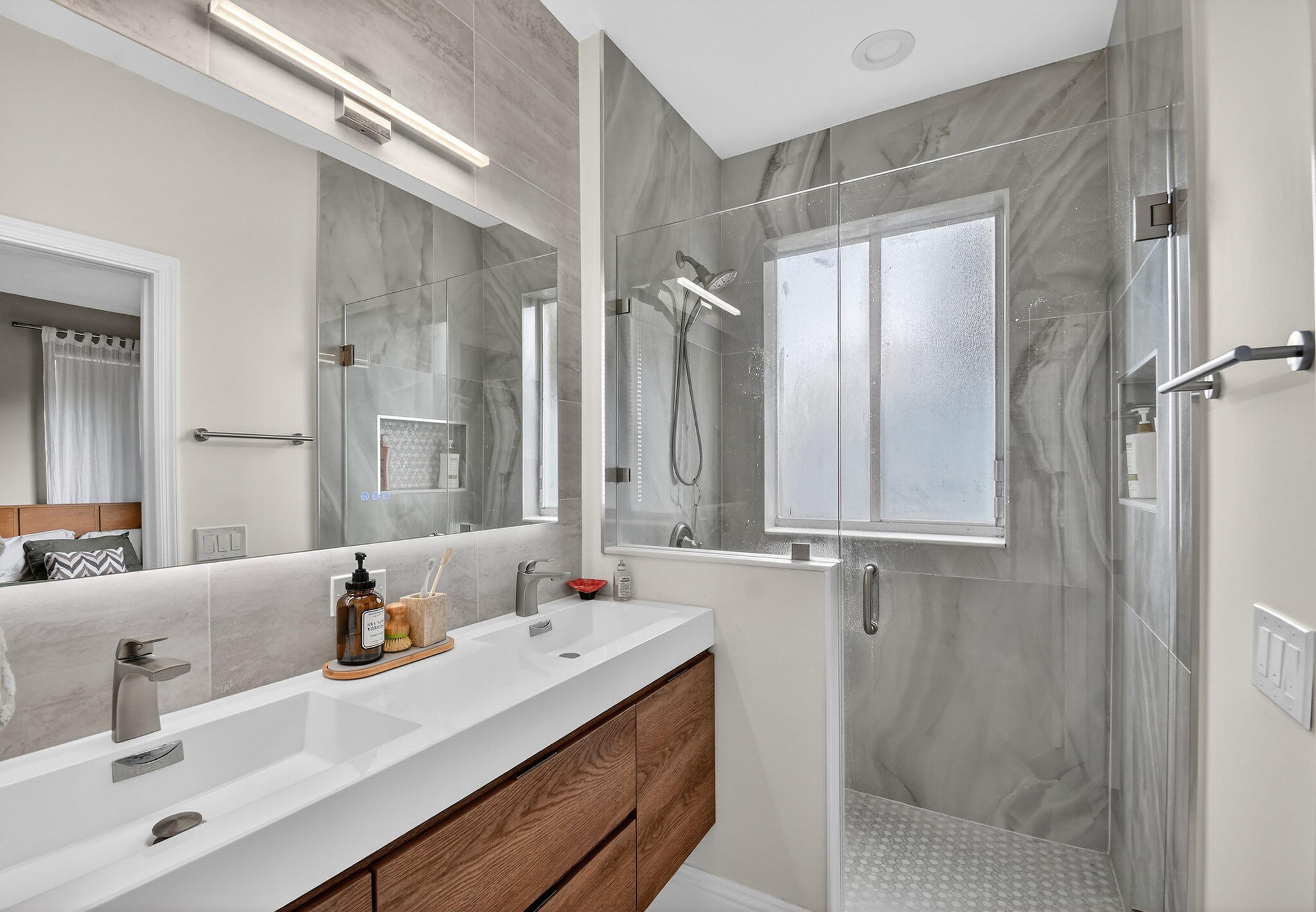 1814 Sonrisa Street Riviera Beach, FL 33404 - Photo 23 of 43 34-web-or-mls-DSC_4230