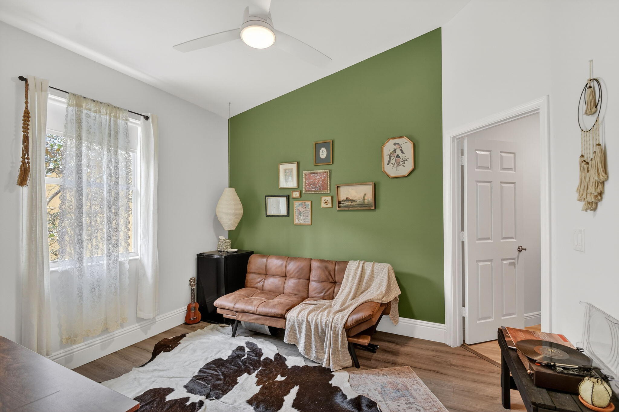 1814 Sonrisa Street Riviera Beach, FL 33404 - Photo 26 of 43 37-web-or-mls-DSC_4245