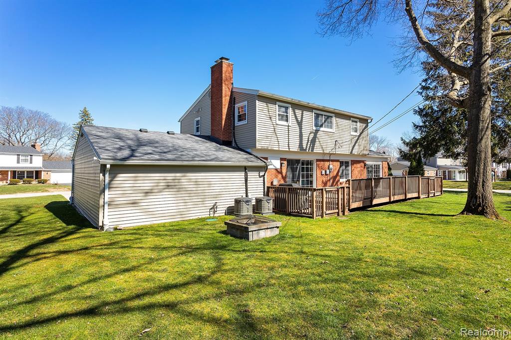 30323 Wicklow Road Farmington Hills, MI 48334 - Photo 28 of 33