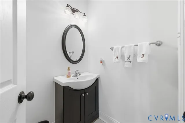 $575,000 | 14419 Beachmere Drive, Chester, VA 23831