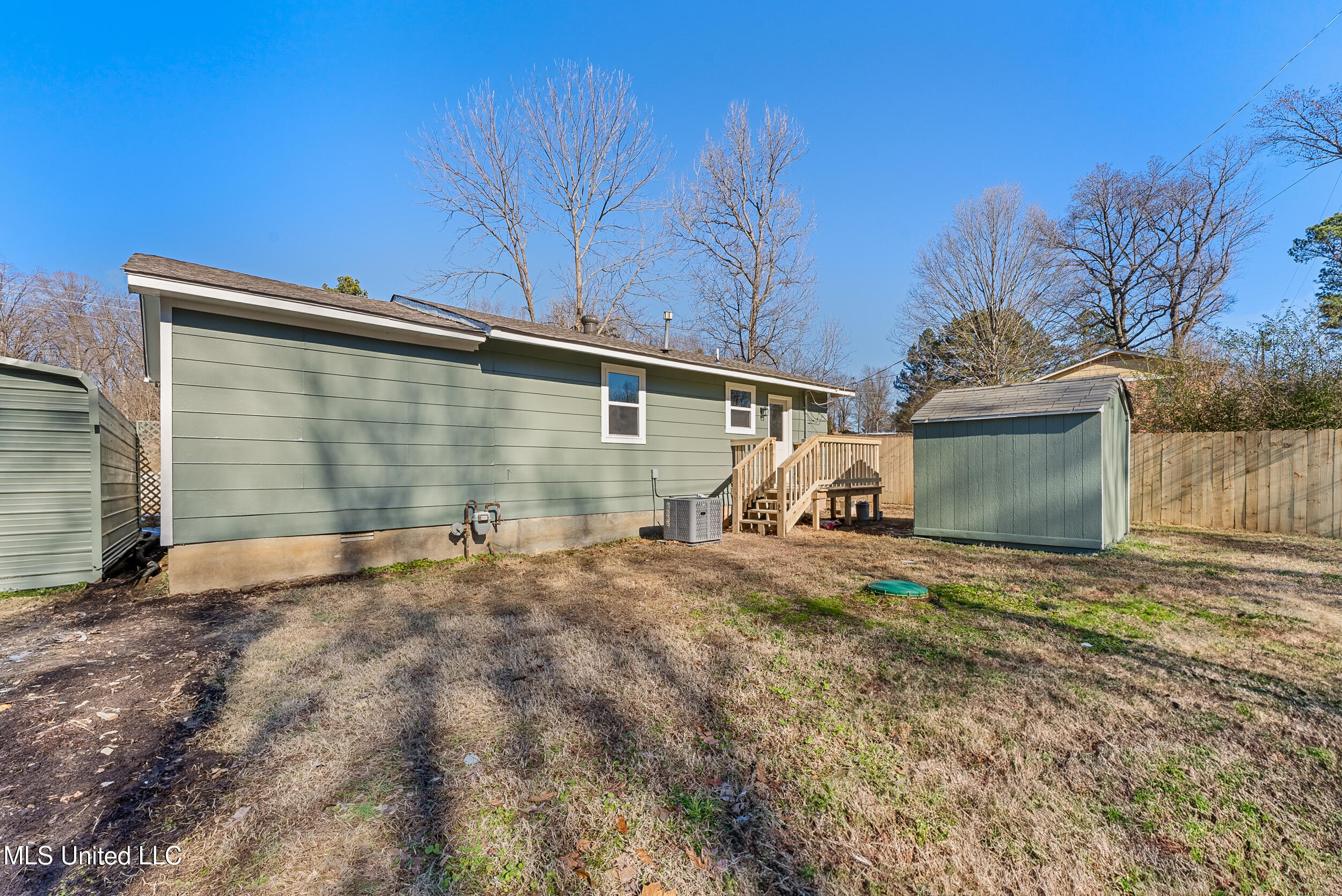 10140 College Road Olive Branch, MS 38654 - Photo 3 of 20 10140 college rd-exterior-03