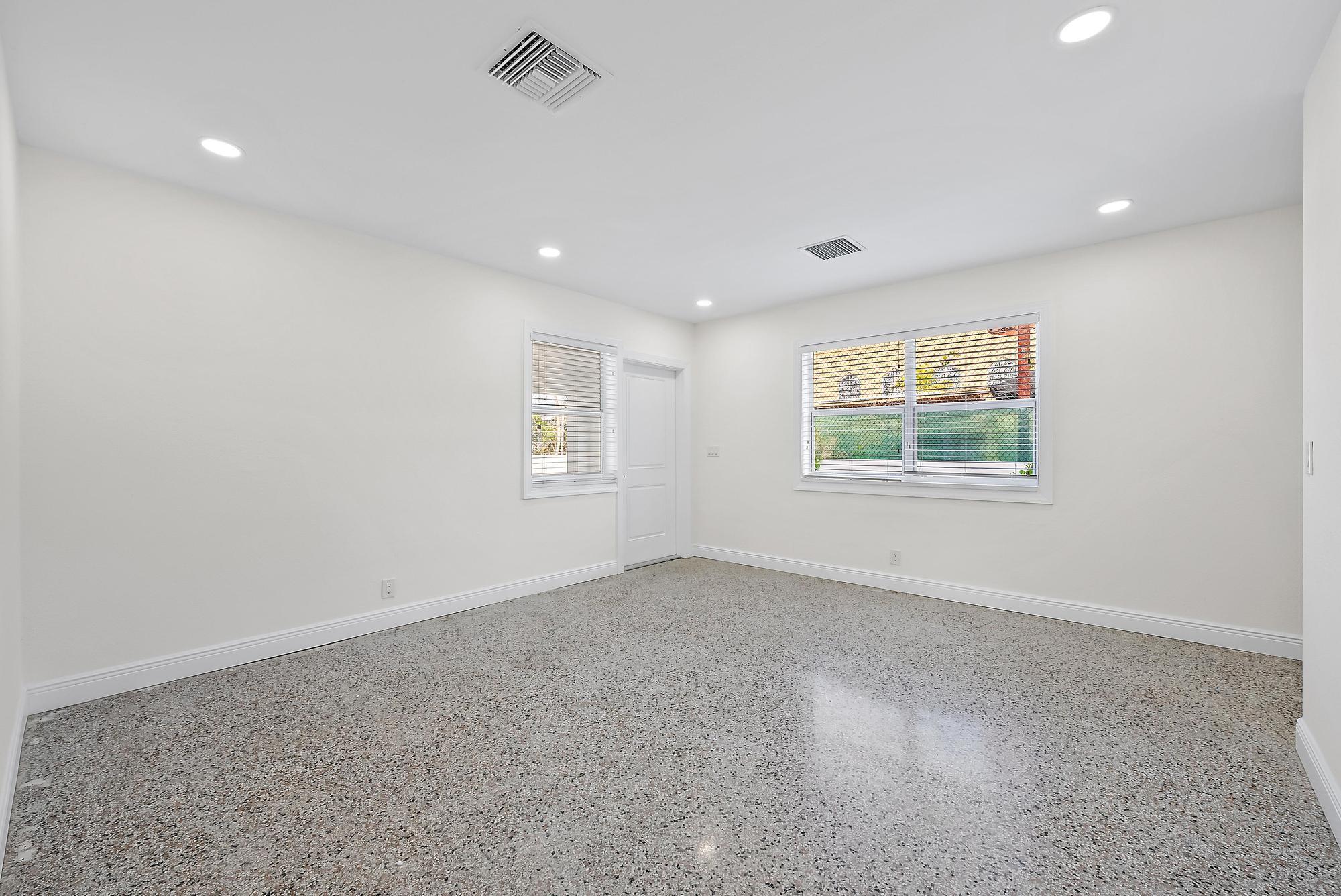 3808 Broadway Avenue West Palm Beach, FL 33407 - Photo 18 of 34 an empty room with windows