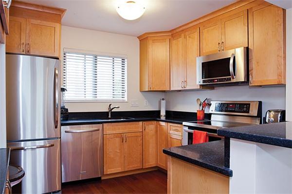 89 Governor Winthrop Road, Unit 89 Somerville, MA 02145 - Photo 2 of 7 Gallery Image 2