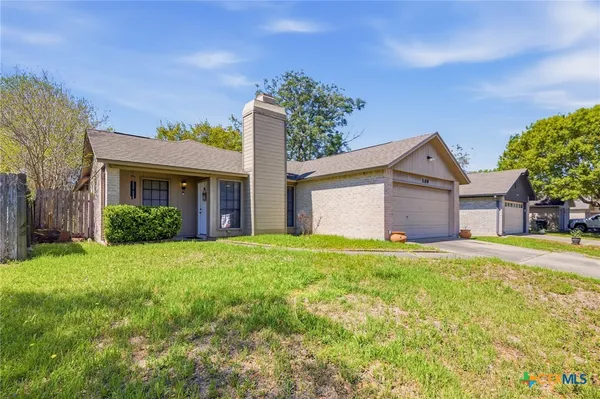 $192,000 | 109 Queenswood Trail, Victoria, TX 77901