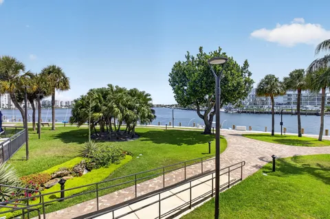 $1,499,000 | 901 East Camino, Unit 4C, Boca Raton, FL 33432