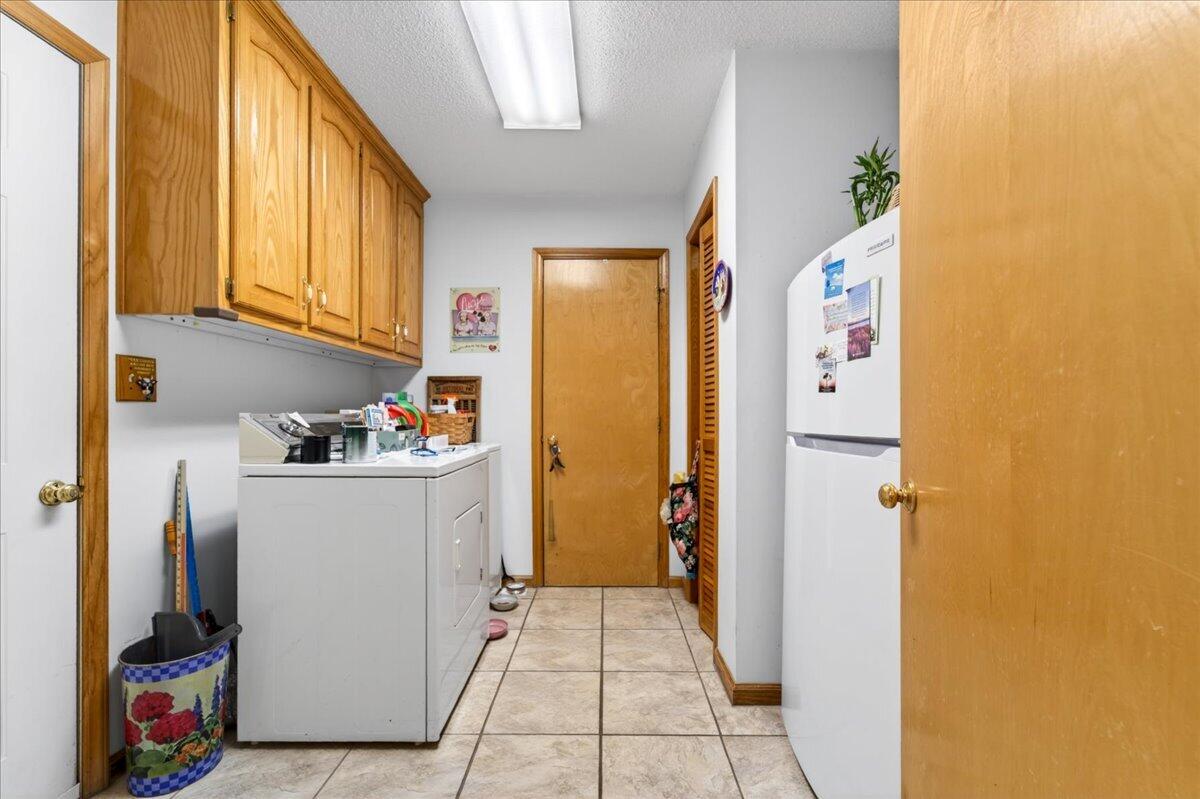 303 Oak Ridge Drive Bassett, VA 24055 - Photo 23 of 63 24-303 ORD-24