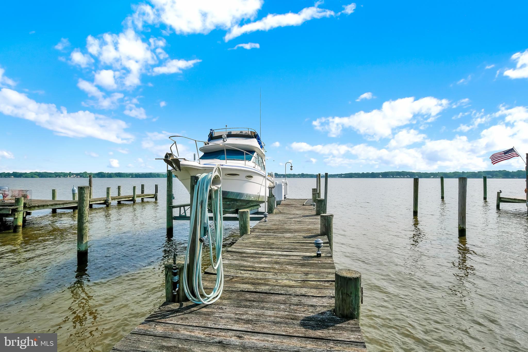 4218 Lynhurst Road Baltimore, MD 21222 - Photo 22 of 27 pier with lift