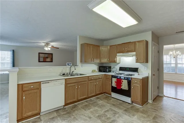 $385,000 | 3661 Bay Cove Court, Loganville, GA 30052