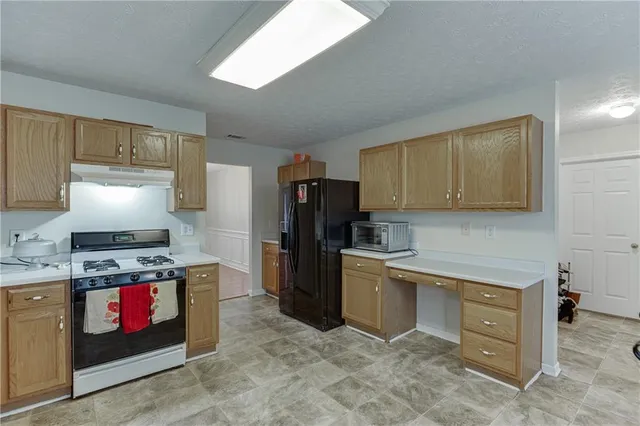 $385,000 | 3661 Bay Cove Court, Loganville, GA 30052