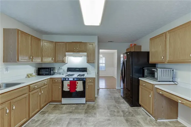 $385,000 | 3661 Bay Cove Court, Loganville, GA 30052