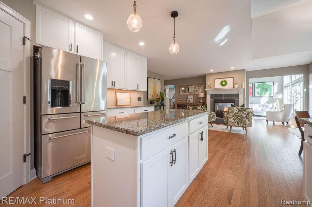 824 North Hacker Road Howell, MI 48843 - Photo 5 of 27