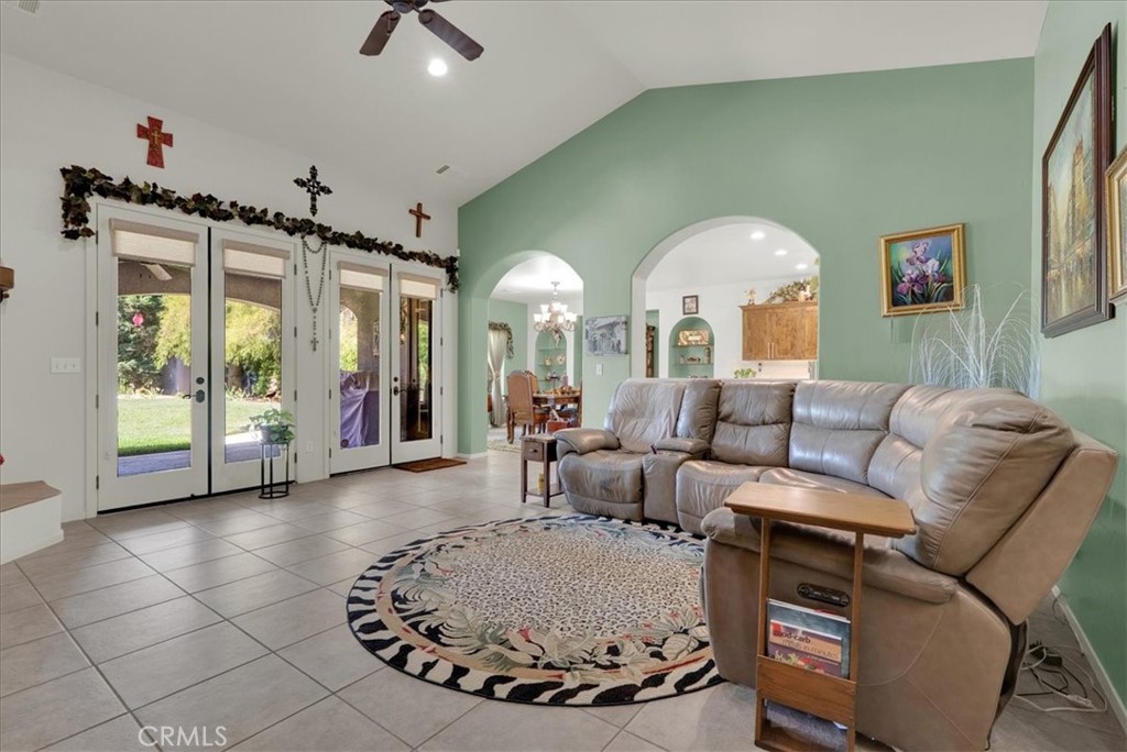 32815 Riverside Springville, CA 93265 - Photo 14 of 75 Living area