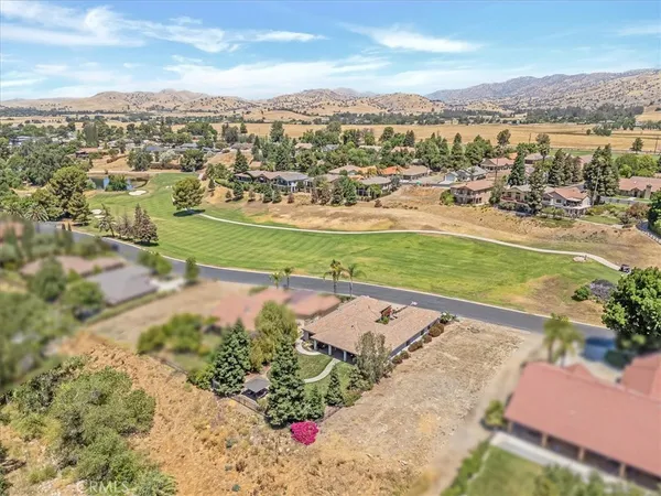 $599,900 | 32815 Riverside, Springville, CA 93265