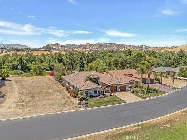 $599,900 | 32815 Riverside, Springville, CA 93265