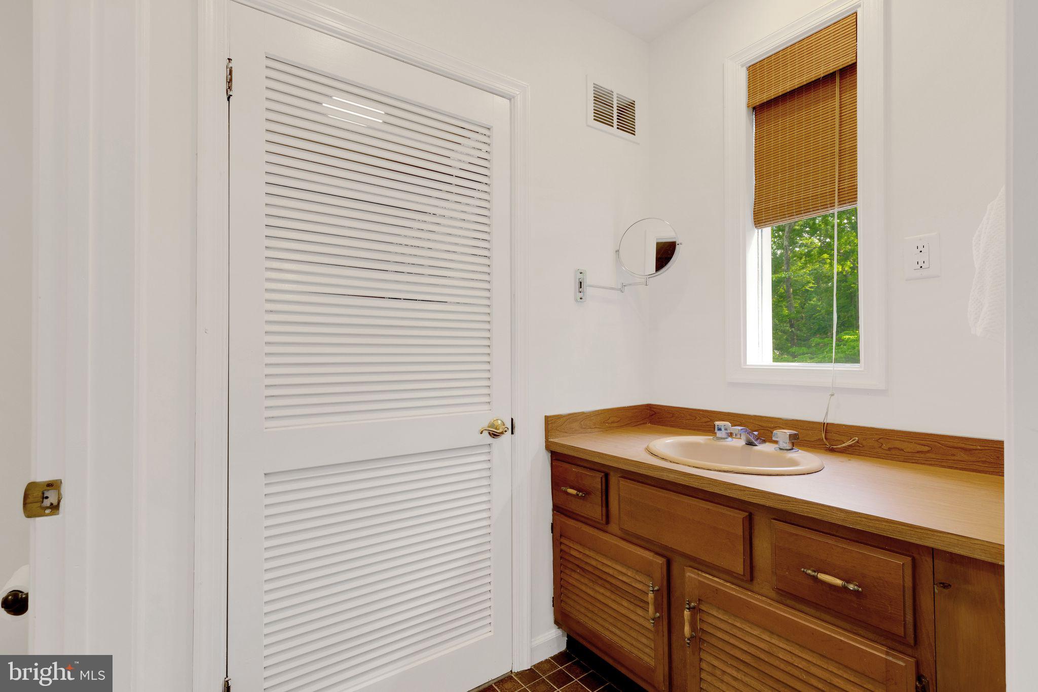 50 N Road Mount Holly, NJ 08060 - Photo 33 of 37