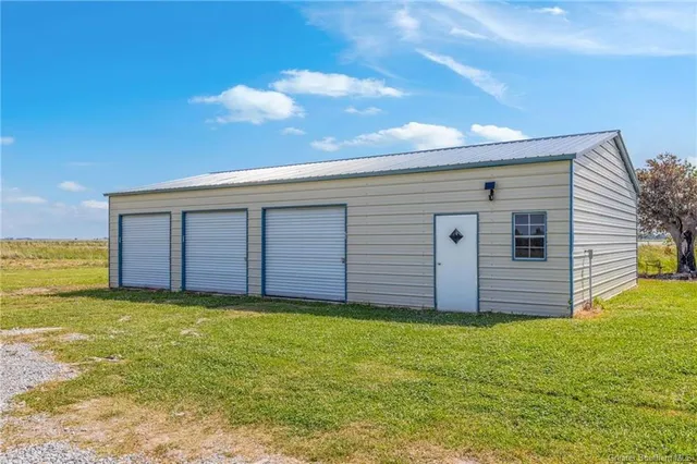 $375,500 | 25390 Tietje Road, Elton, LA 70532