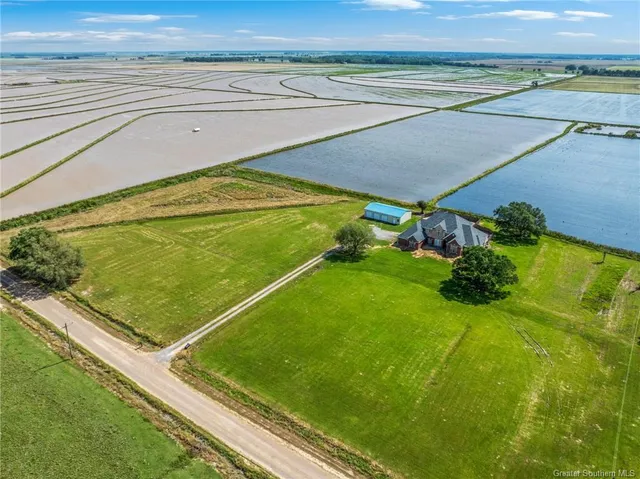 $375,500 | 25390 Tietje Road, Elton, LA 70532
