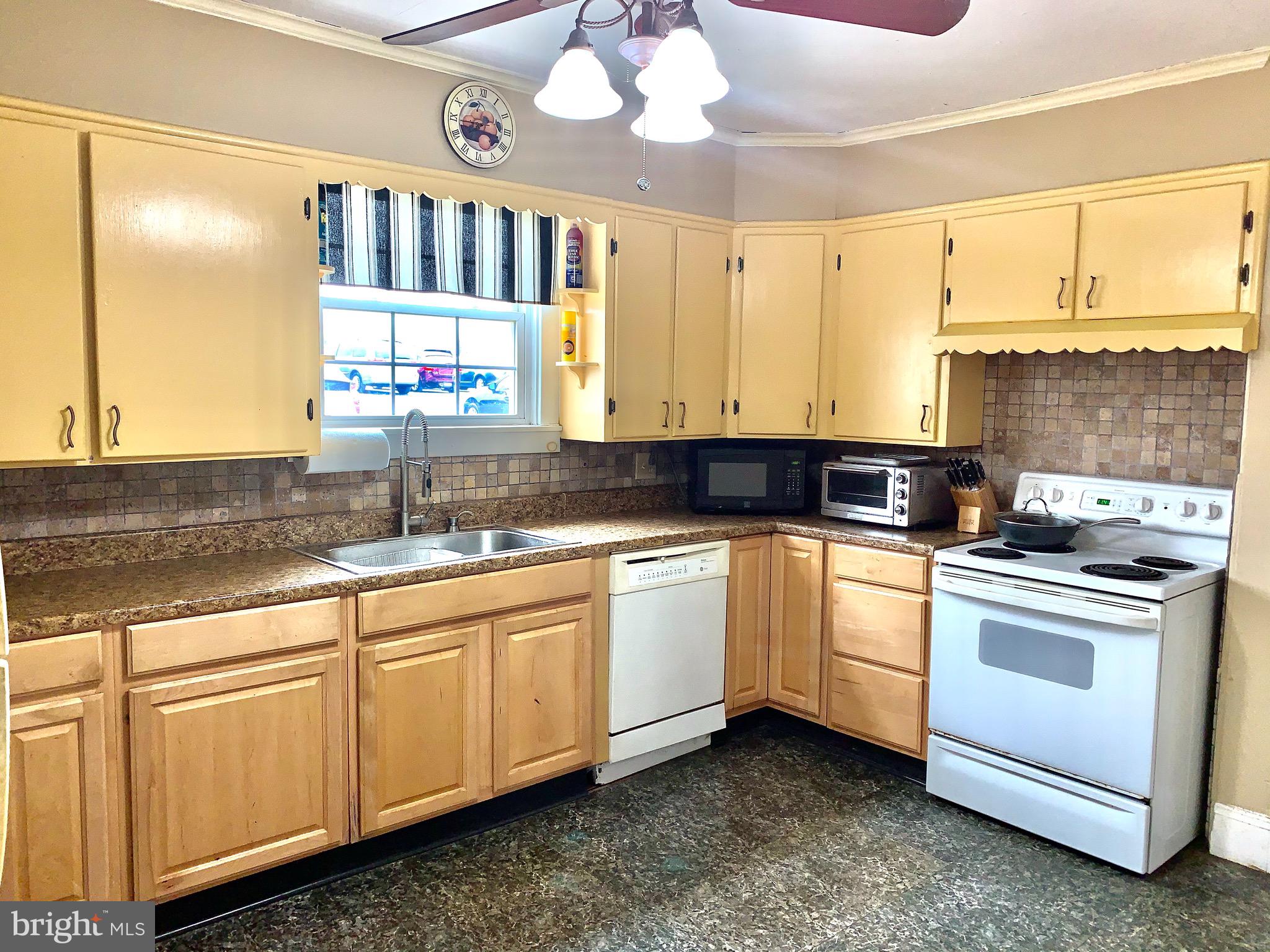 4159 Black Rock Road Hampstead, MD 21074 - Photo 10 of 55 Gallery Image 10