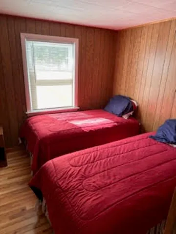 $2,500 | 43 Beachwood Road, Hebron, NH 03241