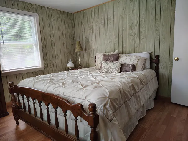 $2,500 | 43 Beachwood Road, Hebron, NH 03241