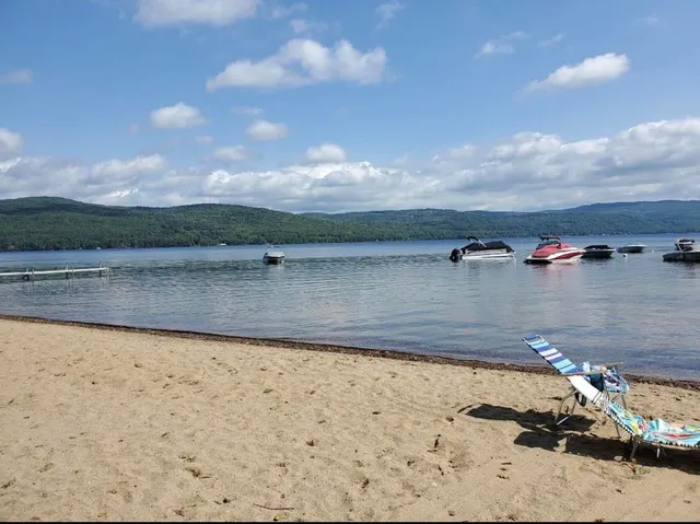 $2,500 | 43 Beachwood Road, Hebron, NH 03241