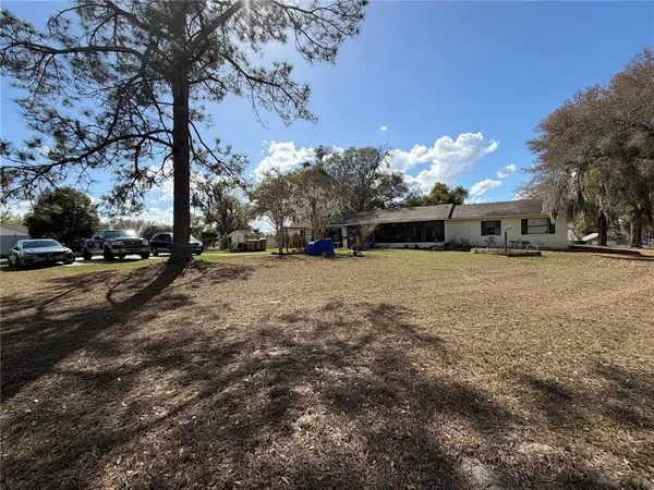 $449,000 | 39106 Grays Airport Road, Lady Lake, FL 32159