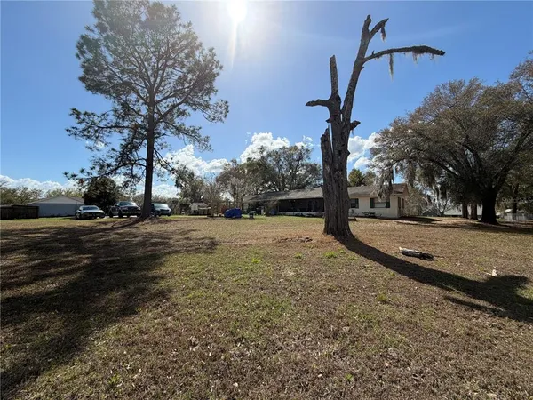 $449,000 | 39106 Grays Airport Road, Lady Lake, FL 32159