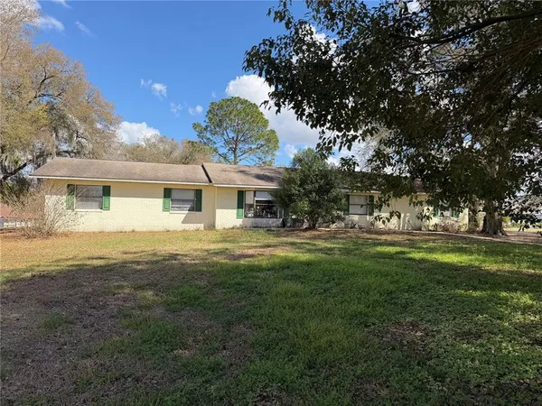 $449,000 | 39106 Grays Airport Road, Lady Lake, FL 32159