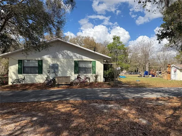 $449,000 | 39106 Grays Airport Road, Lady Lake, FL 32159