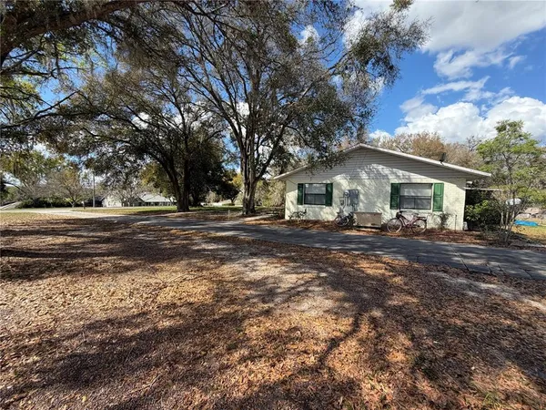 $449,000 | 39106 Grays Airport Road, Lady Lake, FL 32159