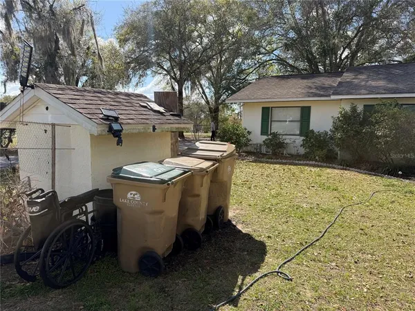 $449,000 | 39106 Grays Airport Road, Lady Lake, FL 32159