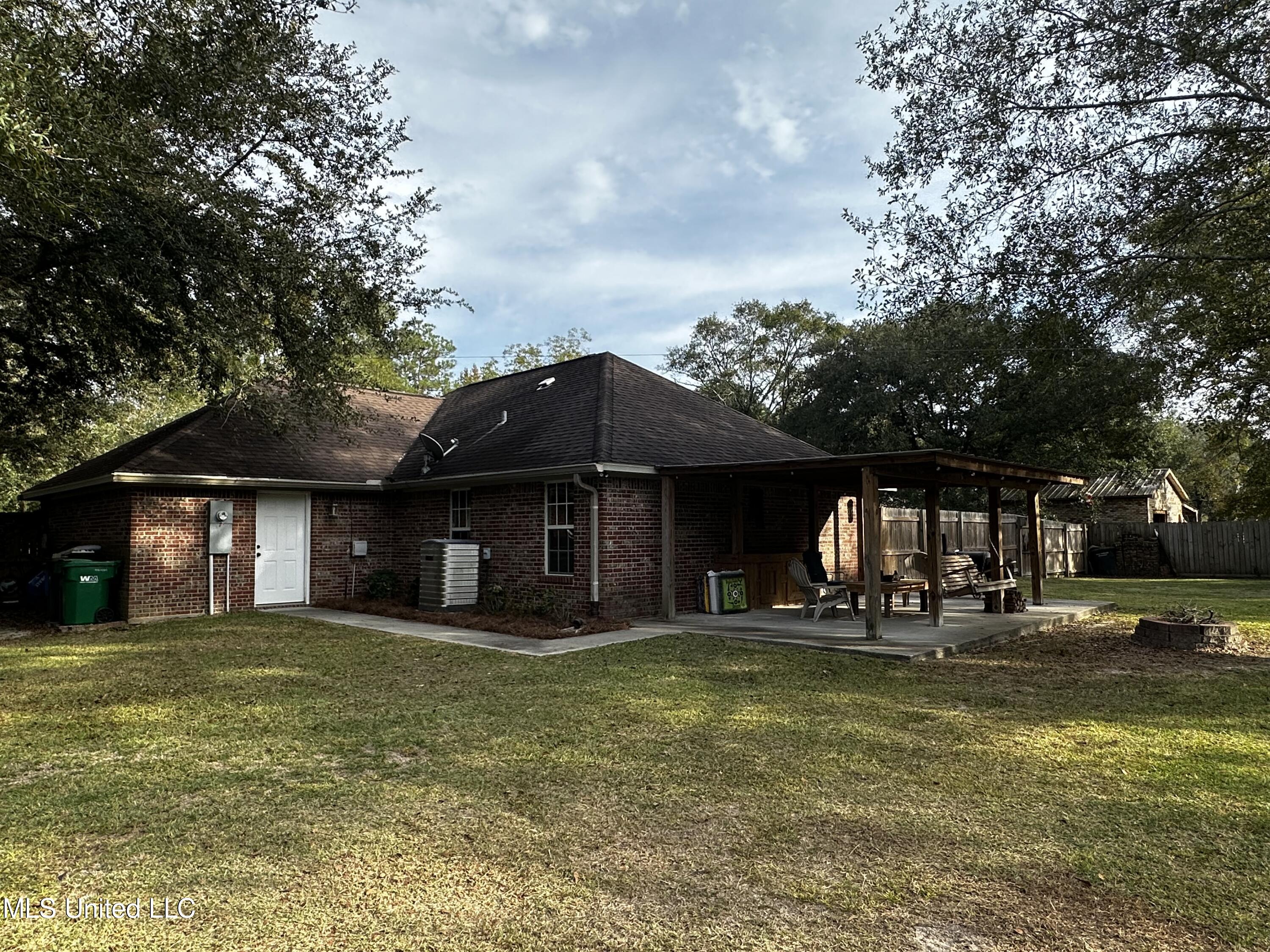 13205 Lily Orchard Road Moss Point, MS 39562 - Photo 9 of 23 IMG_2629