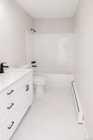 $579,900 | 107 East Woodside Avenue, Patchogue, NY 11772