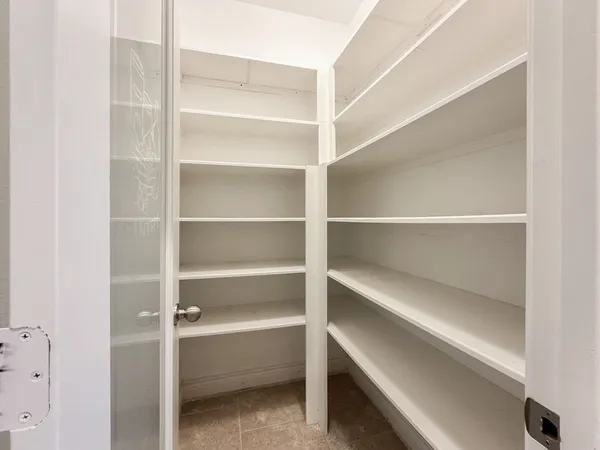 $3,500 | 10 Pilot Rock Place, Tomball, TX 77375