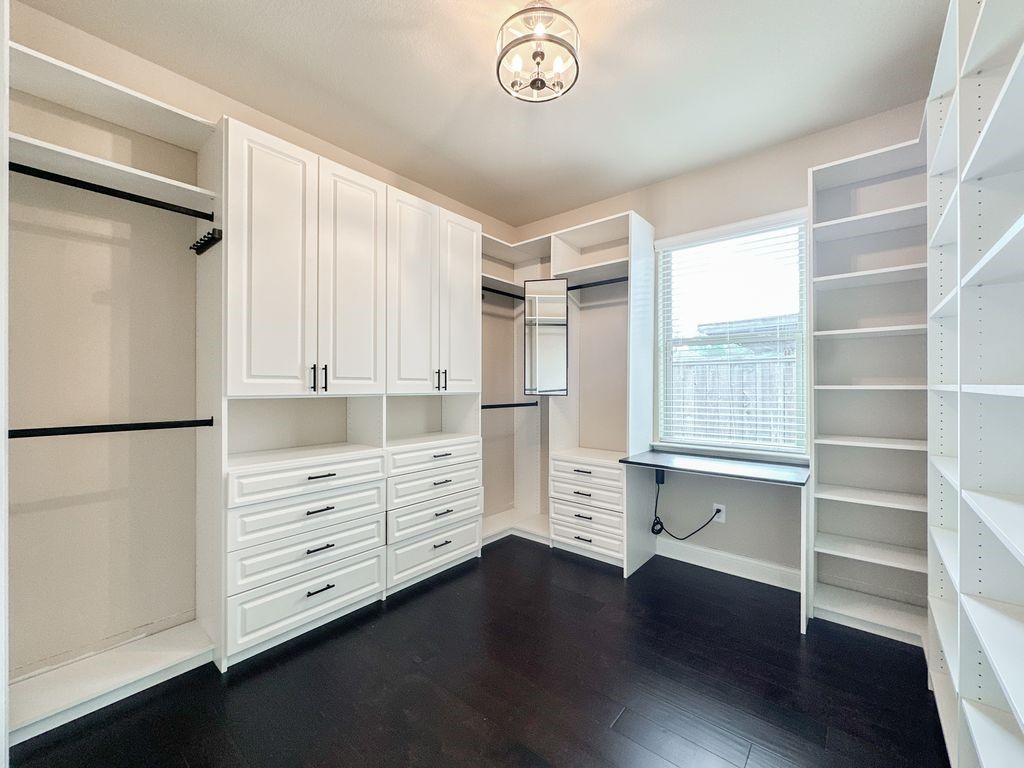 10 Pilot Rock Place Tomball, TX 77375 - Photo 14 of 38 Bedroom 2