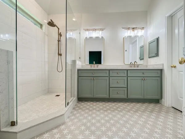 $3,500 | 10 Pilot Rock Place, Tomball, TX 77375