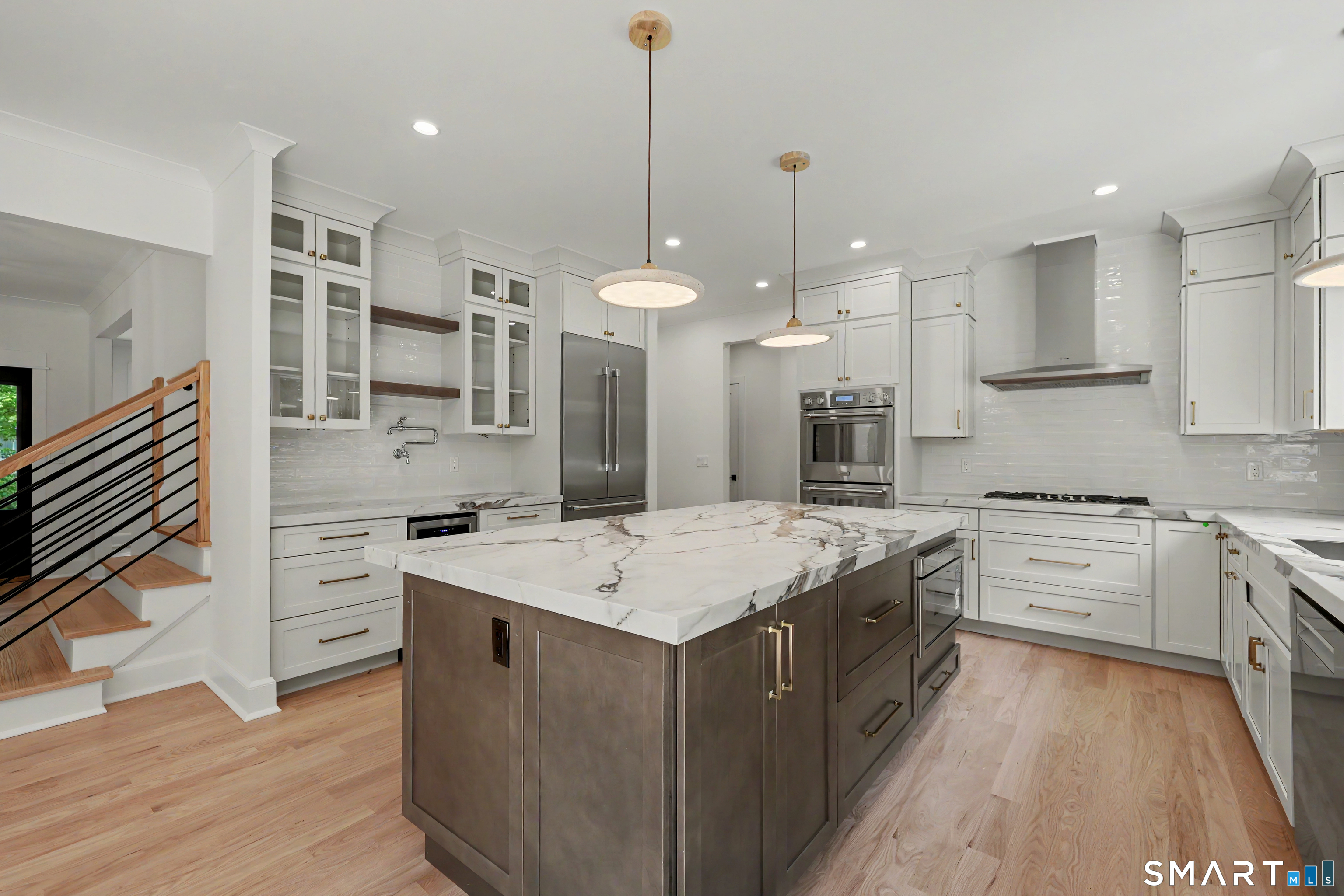 149 Don Bob Road Stamford, CT 06903 - Photo 10 of 40