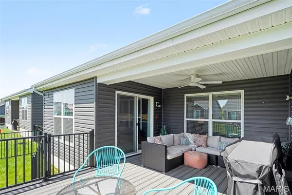 $400,000 | 906 Palisades Circle, St. Charles, MO 63301