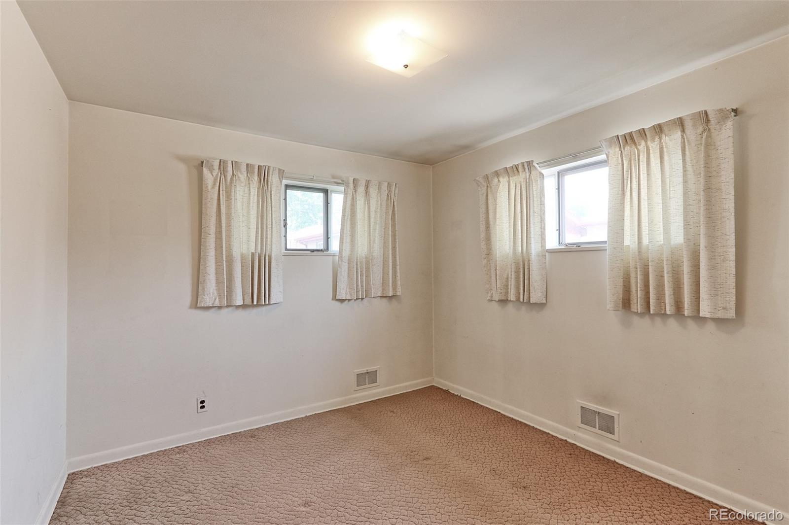 7613 Raritan Street Denver, CO 80221 - Photo 11 of 21 Gallery Image 11