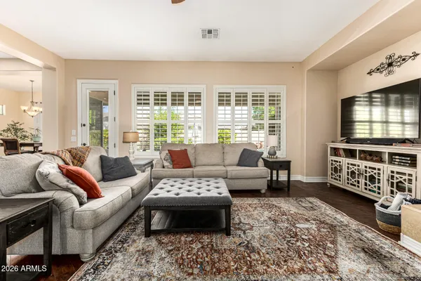 $900,000 | 1310 East Ibis Street, Gilbert, AZ 85297